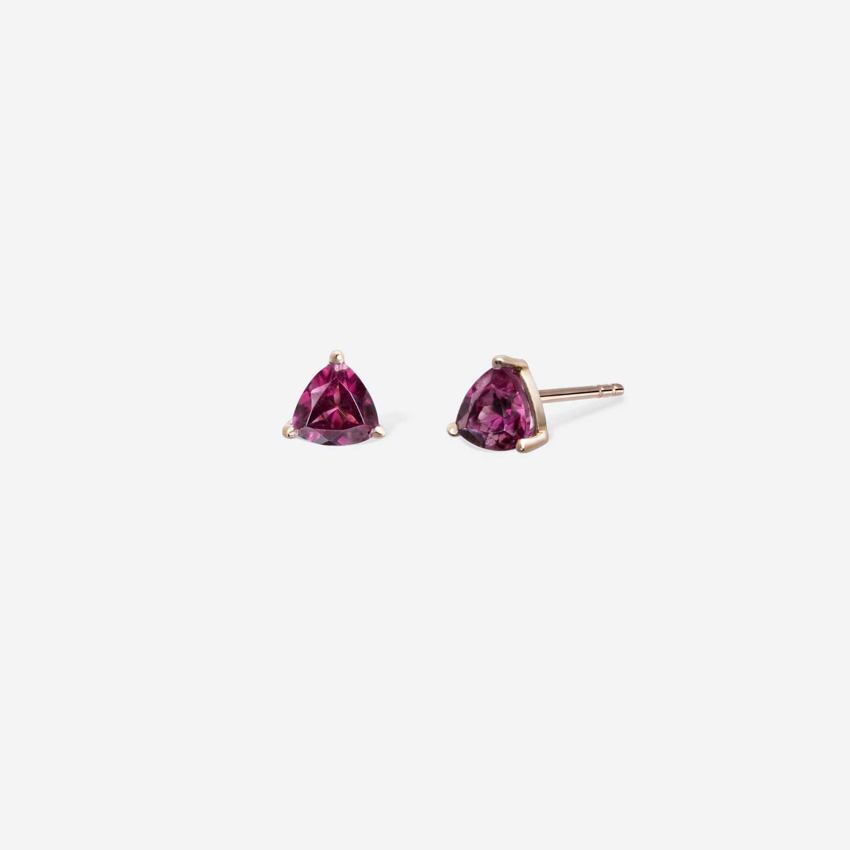 PENDIENTES MASAI STUD
