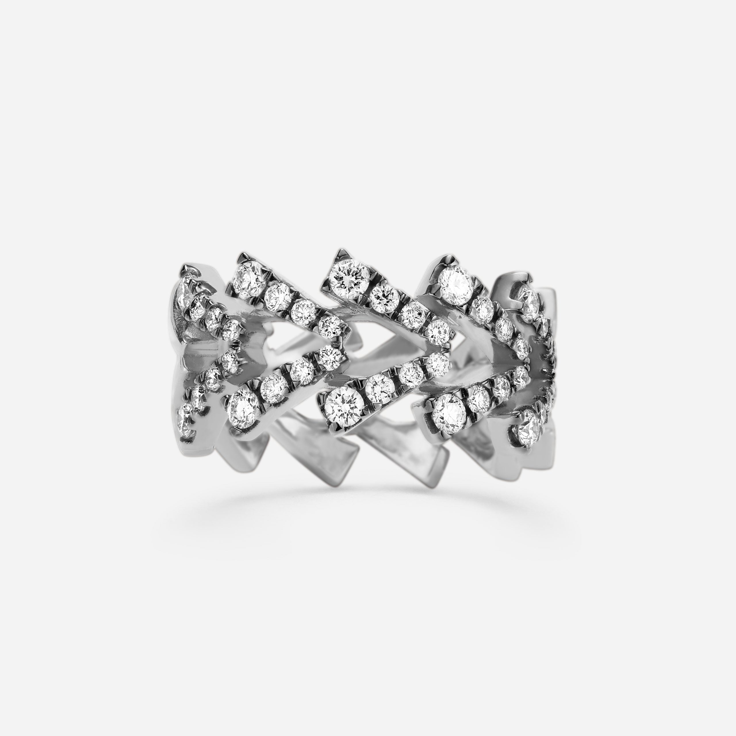 Smoky Club Herringbone Ring