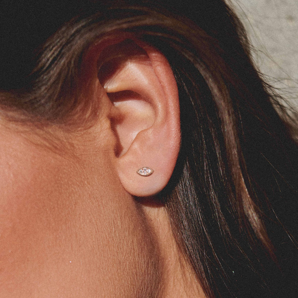 Pendiente Marquise&Co. Stud FLASH SALE