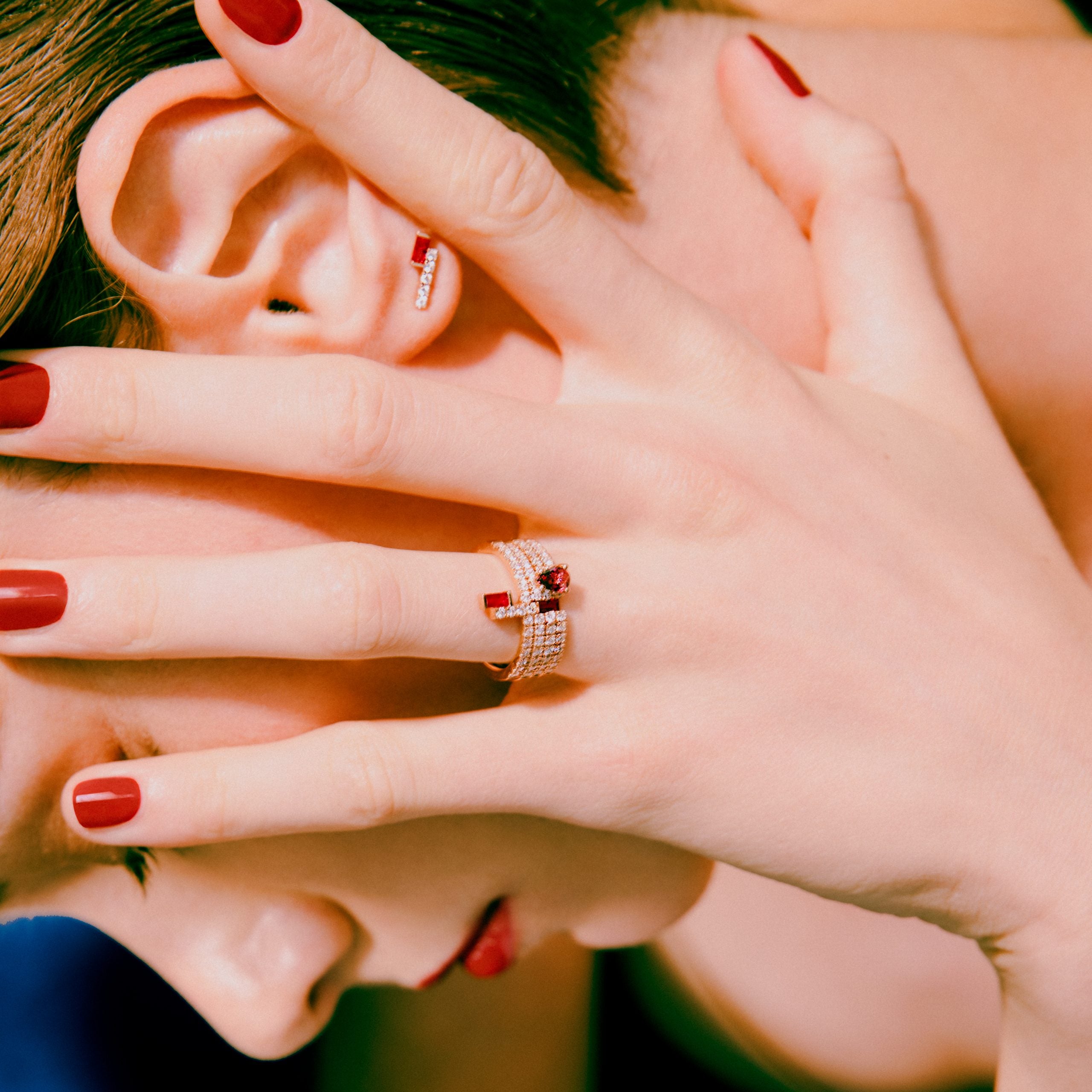 Bande I am Red Earrings