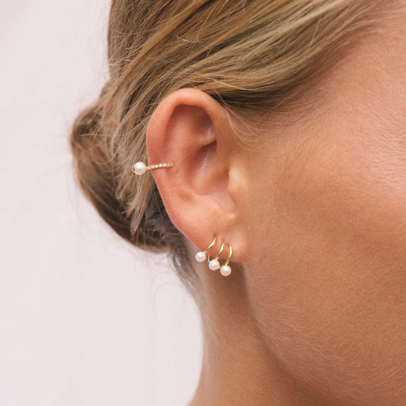 TRIPLE PEARL HOOP EARRING